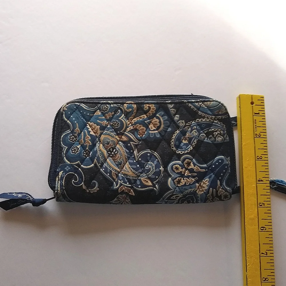 Vera Bradley Wristlet/Wallet